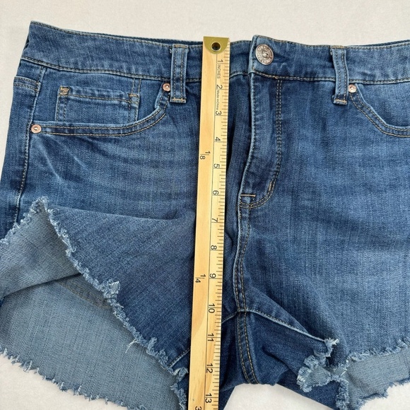 Seven 7 For All Mankind Weekend Short Size 12 High Rise Dark Wash Raw Hem - Picture 6 of 10